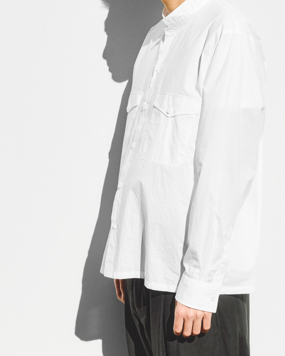 TOHNAI : Band Collar Shirt