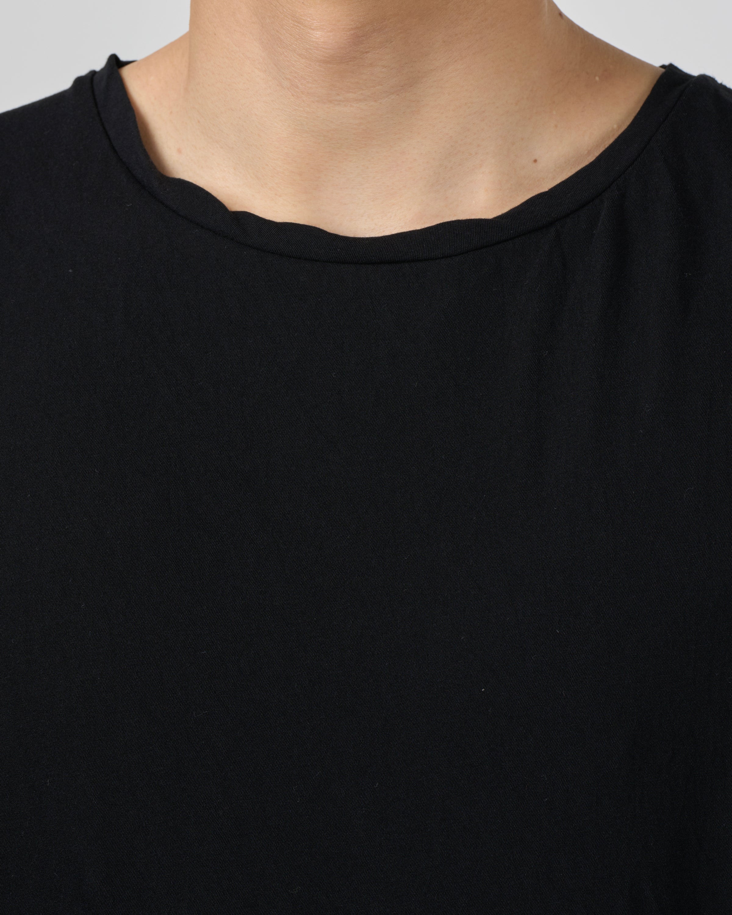 1027 26SS Cutsew No Sleeve, Black