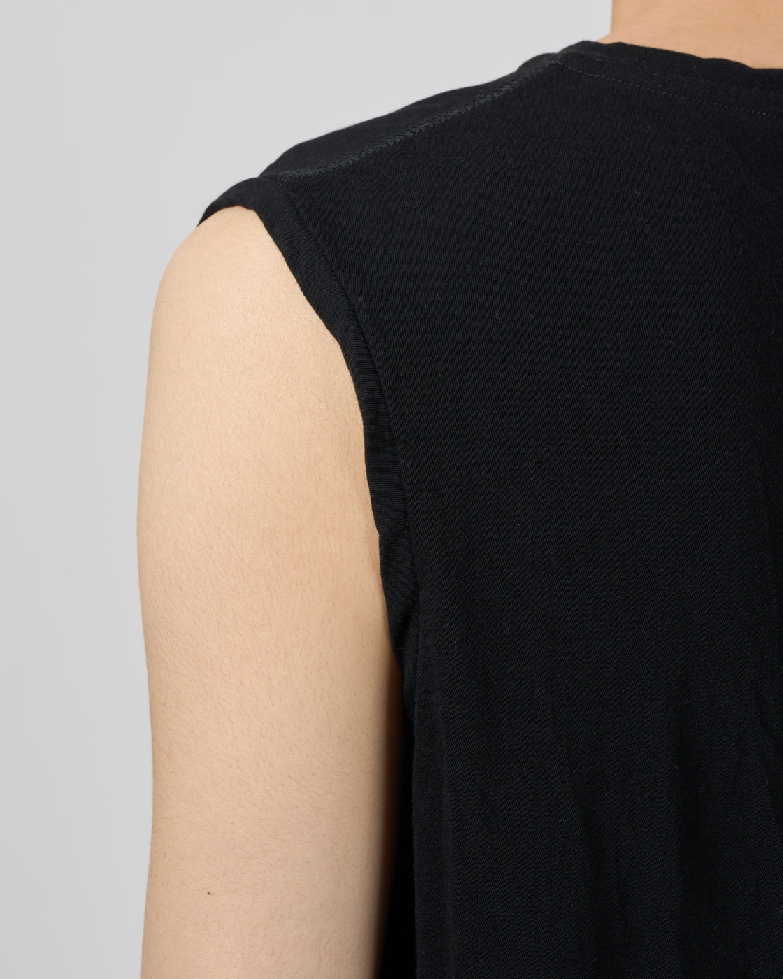 1027 26SS Cutsew No Sleeve, Black