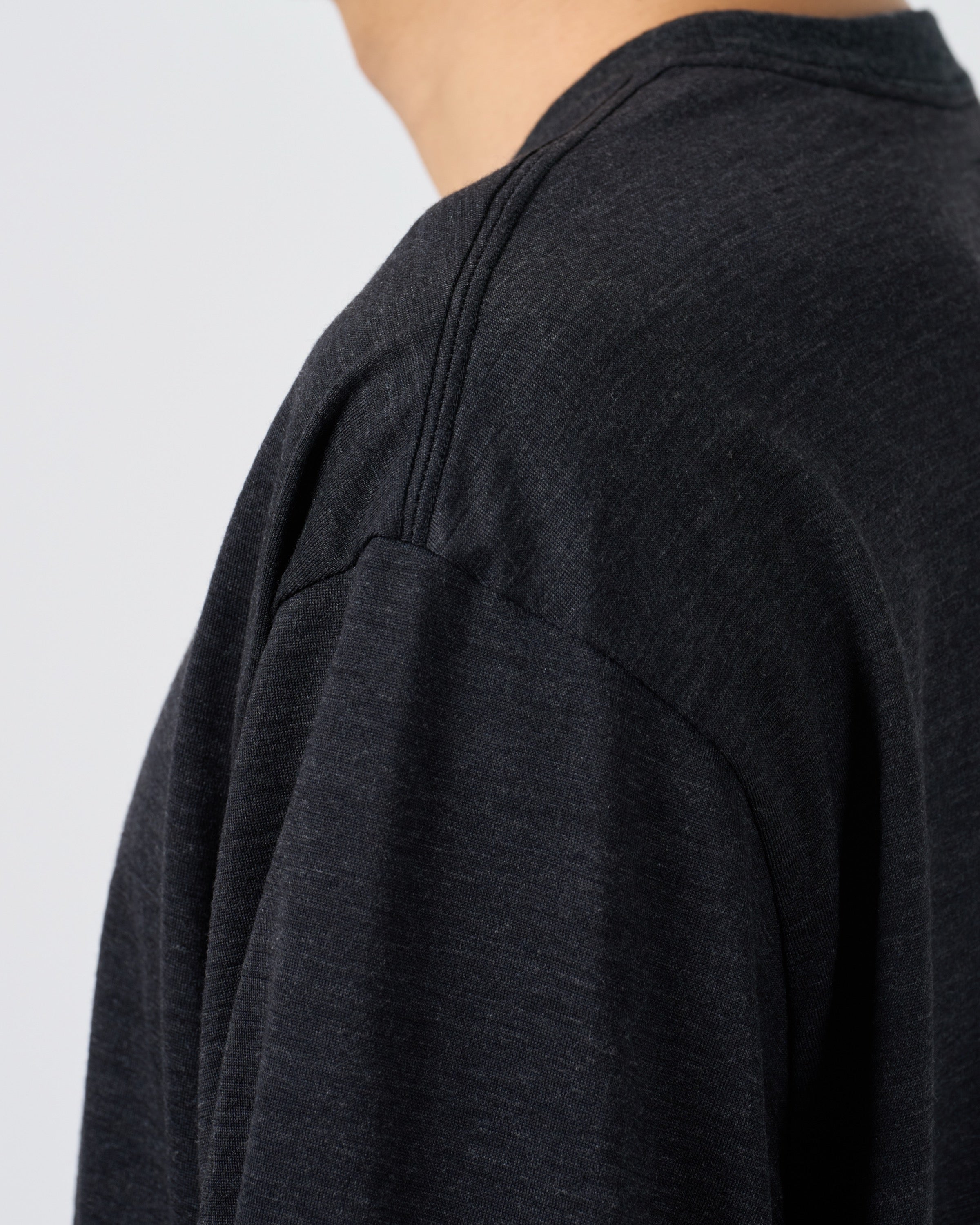 holk Wool Long Sleeve Tee, Charcoal