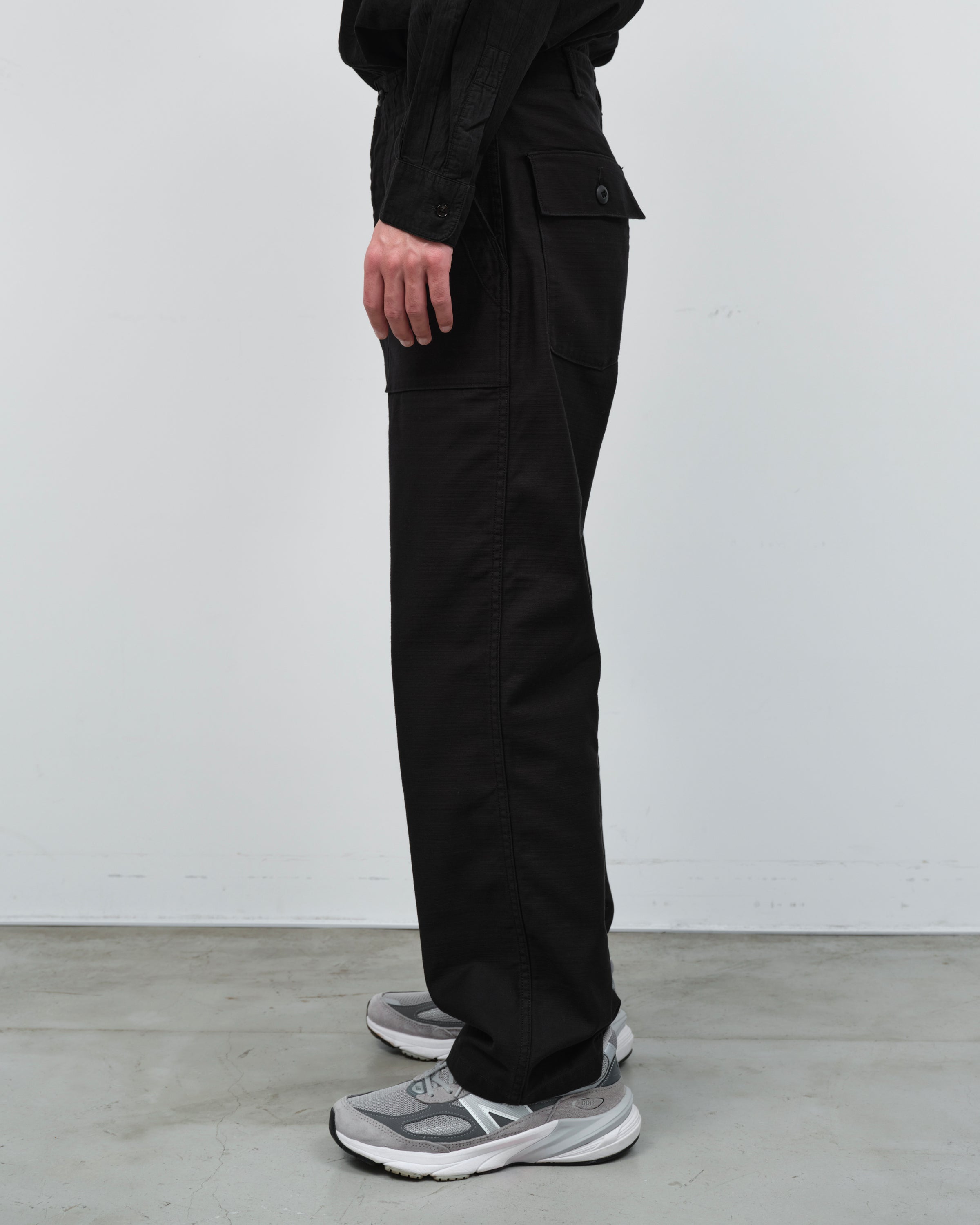 CIOTA Cotton Back Satin Baker Pants(Wide Tapared), Black