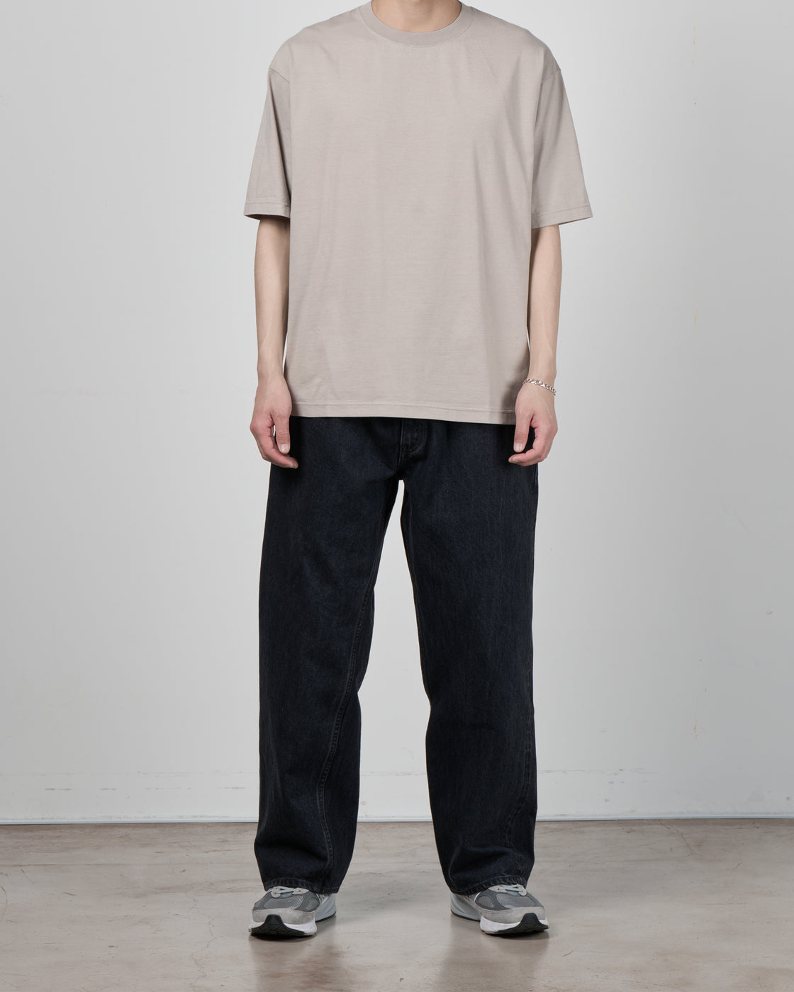 CIOTA Crewneck Short Sleeve T-Shirt, Light Grey