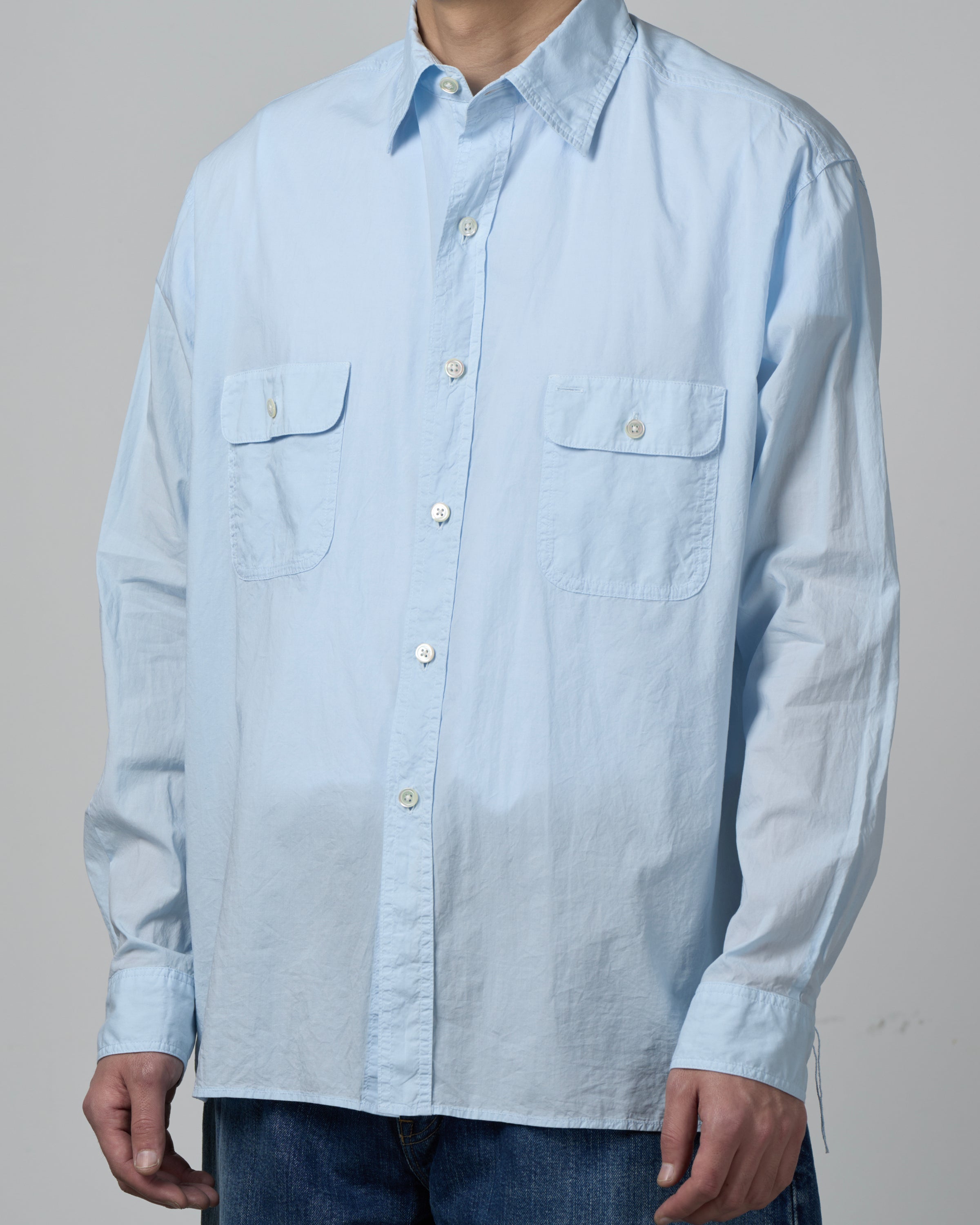 CIOTA バギー5ポケットパンツ ミディアムブラック サイドビュー｜スビンコットン超長綿ならではのしなやかさと軽さが際立つ、セルビッジデニムの側面シルエット全体
