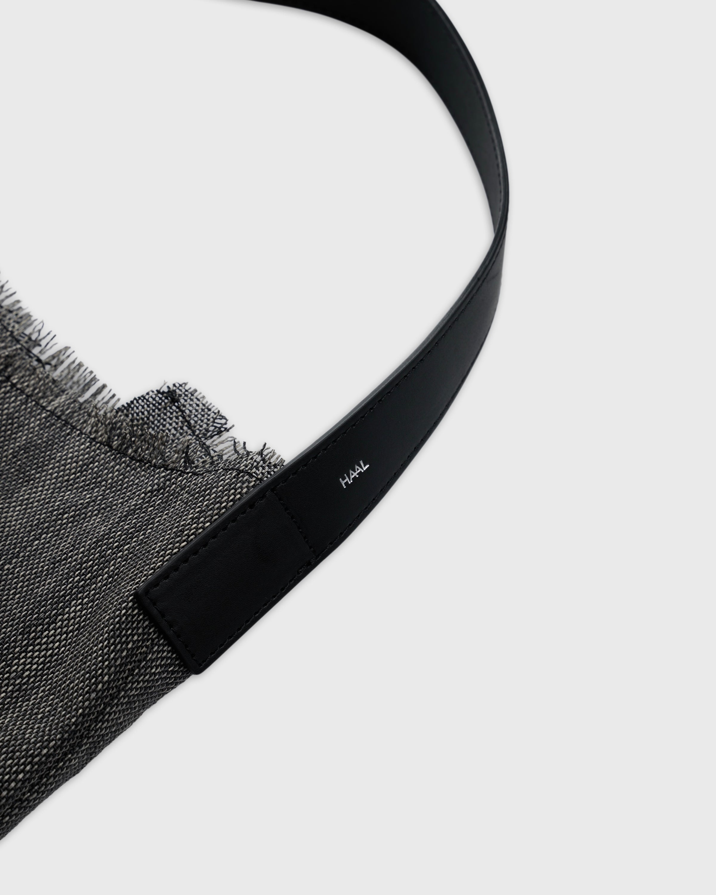 HAAL Primitive One Shoulder Bag Paper, Black