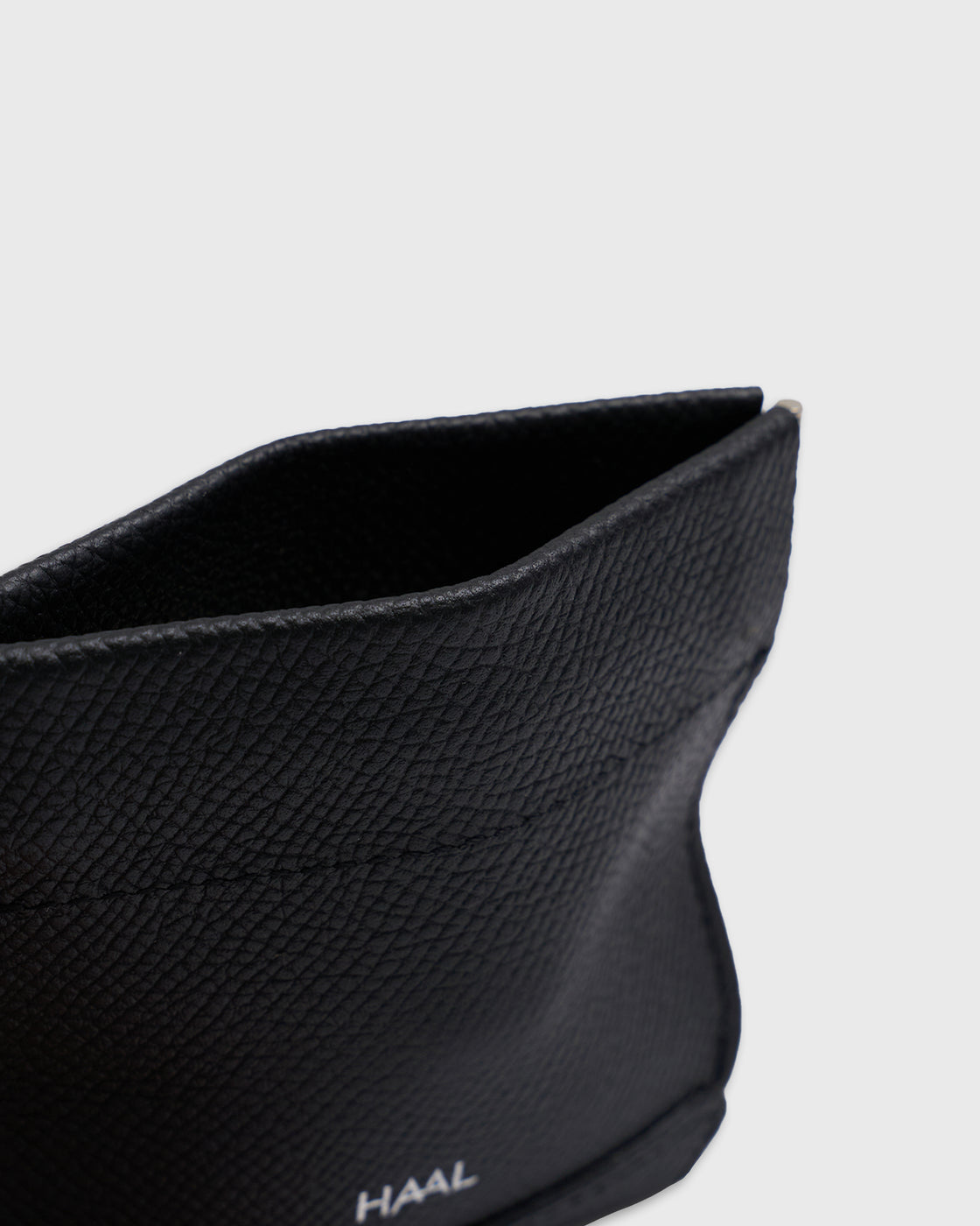 HAAL Amulet Flame Coin Case, Black