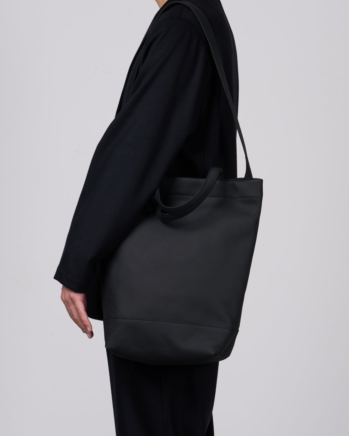 Anonymous BG-03 Leather Tote Bag, Black