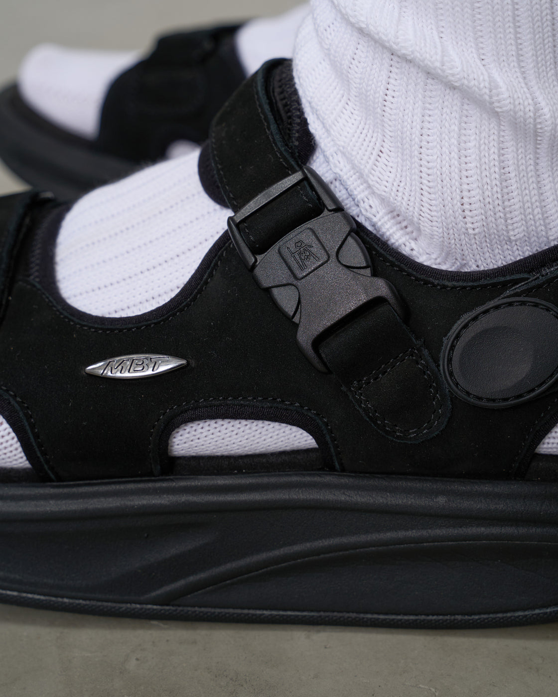 MBT KISUMU CLASSIC, Black