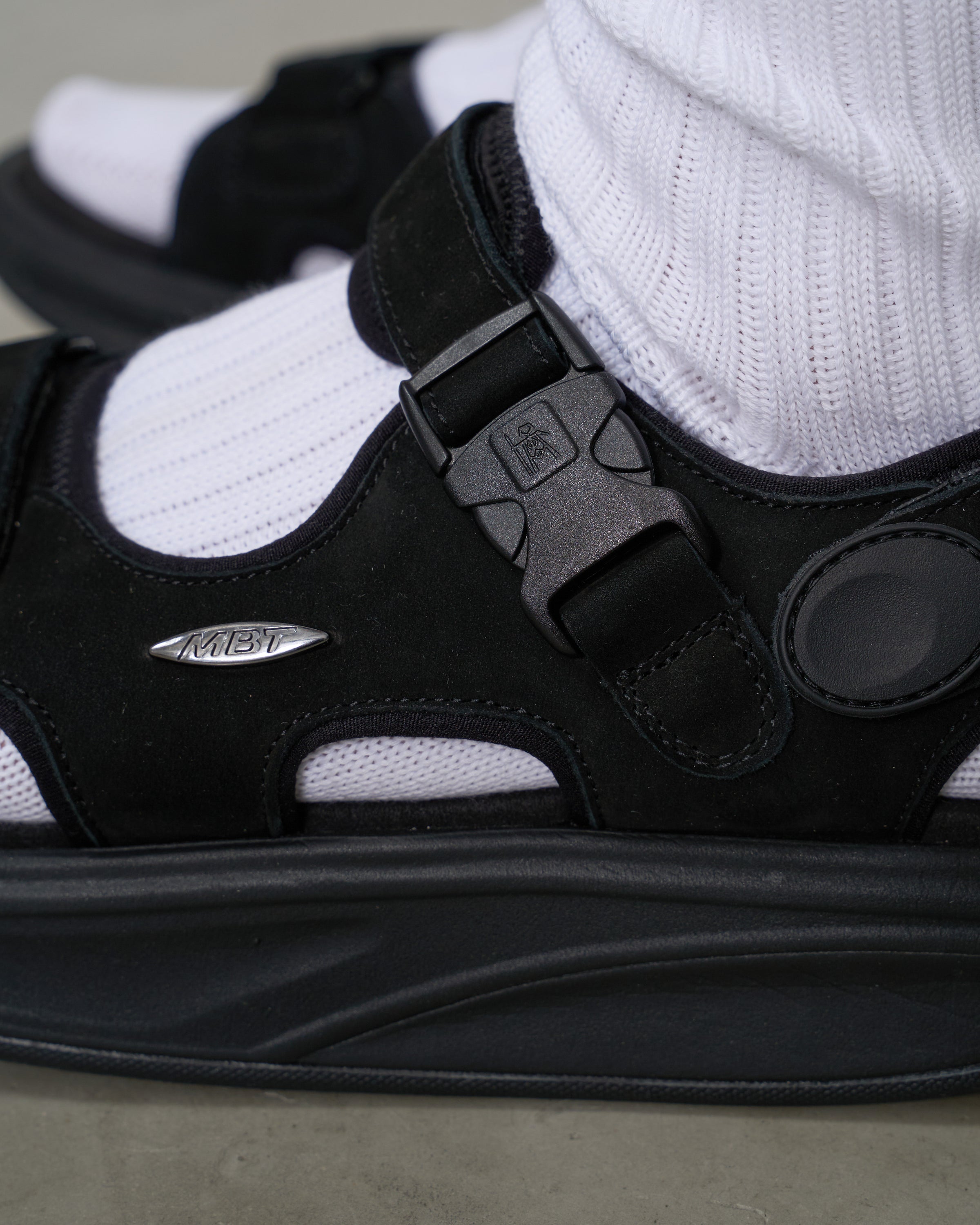 MBT KISUMU CLASSIC, Black