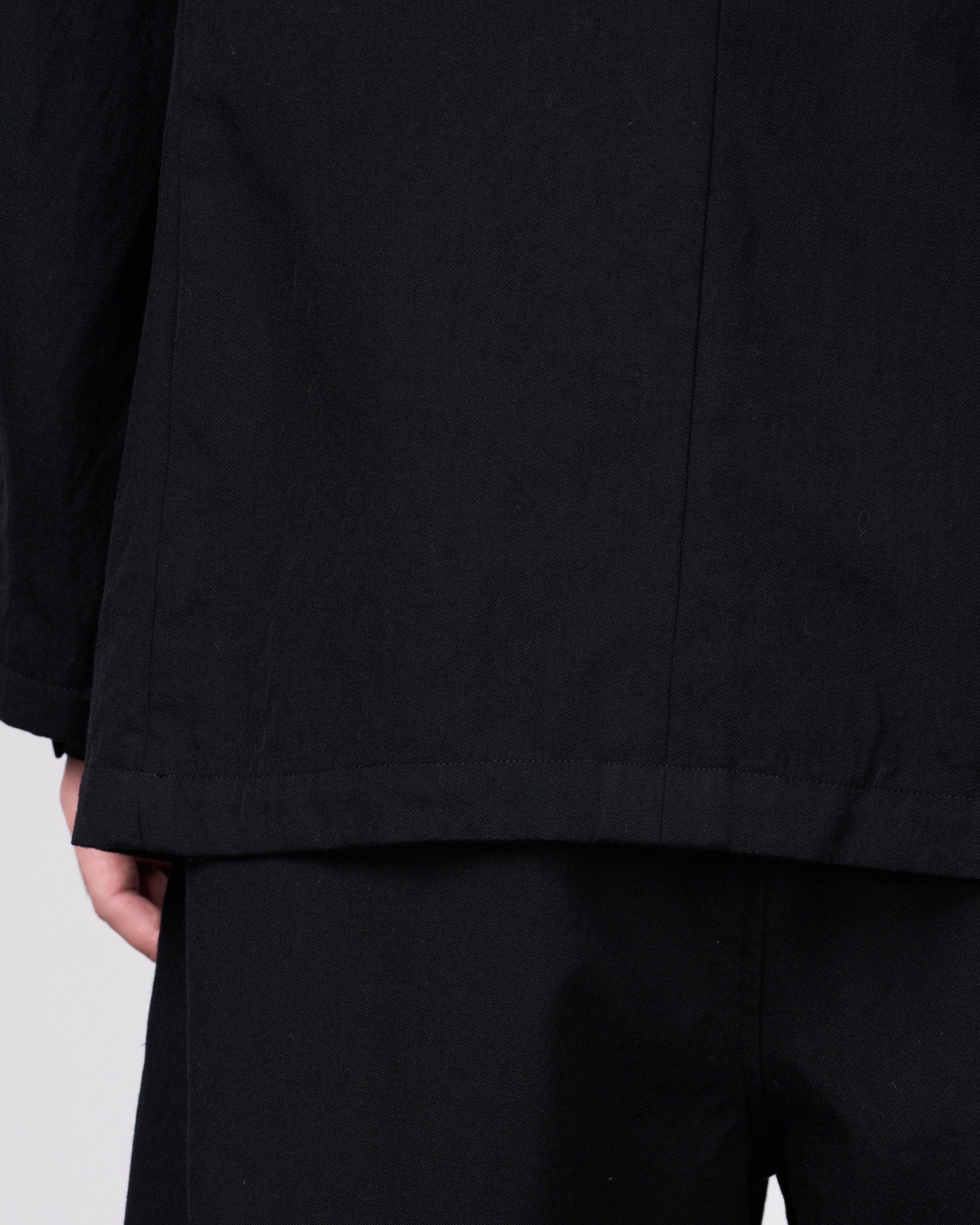 TOHNAI Wool Silk Gabardine 3-Button Jacket, Black