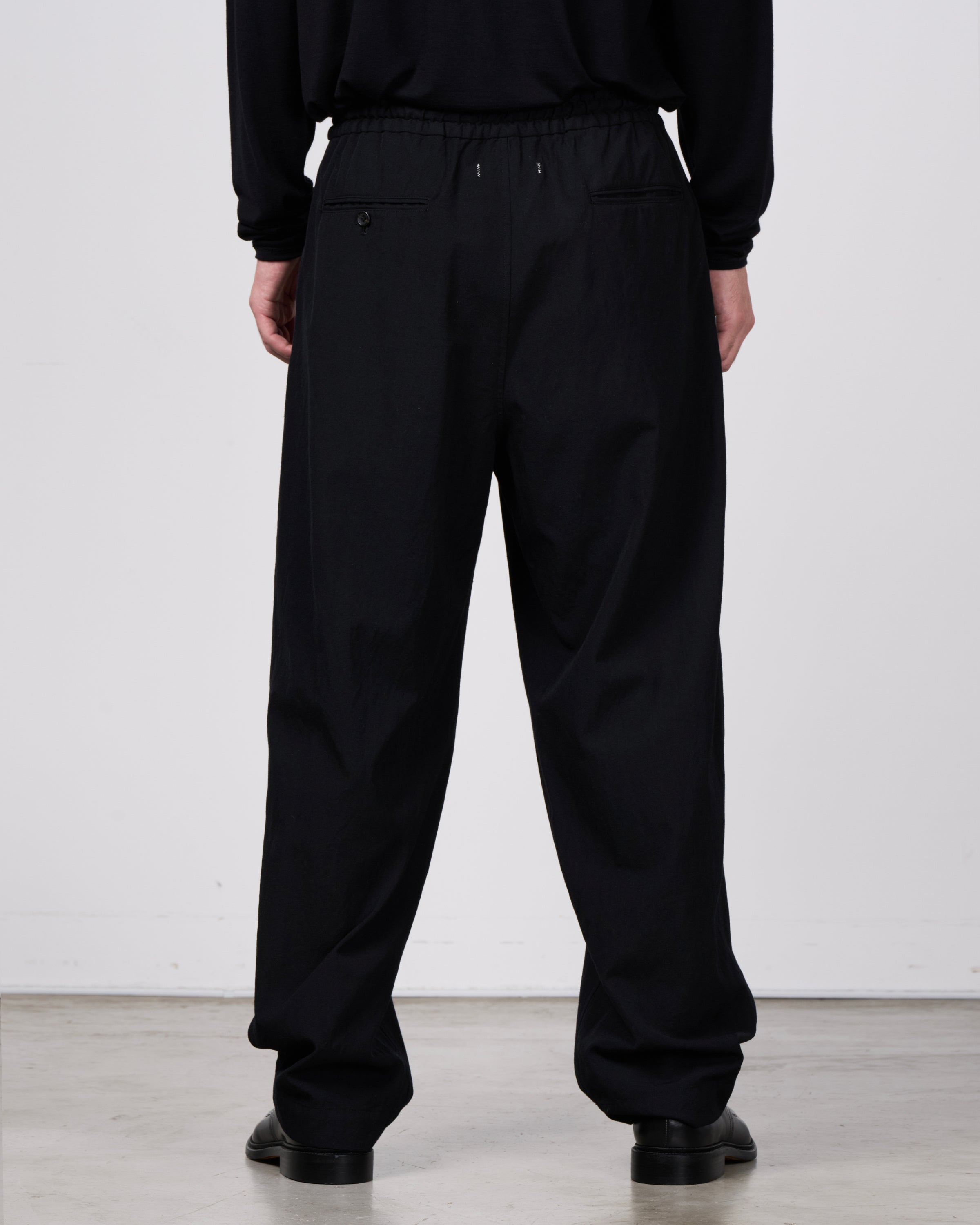 TOHNAI Wool Silk Gabardine Relaxed Trousers, Black