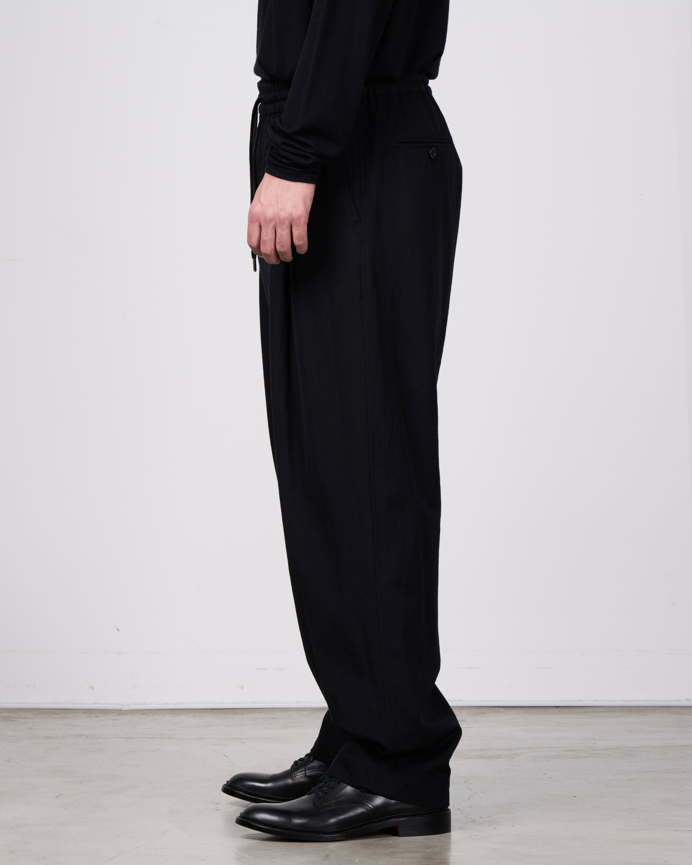 TOHNAI Wool Silk Gabardine Relaxed Trousers, Black