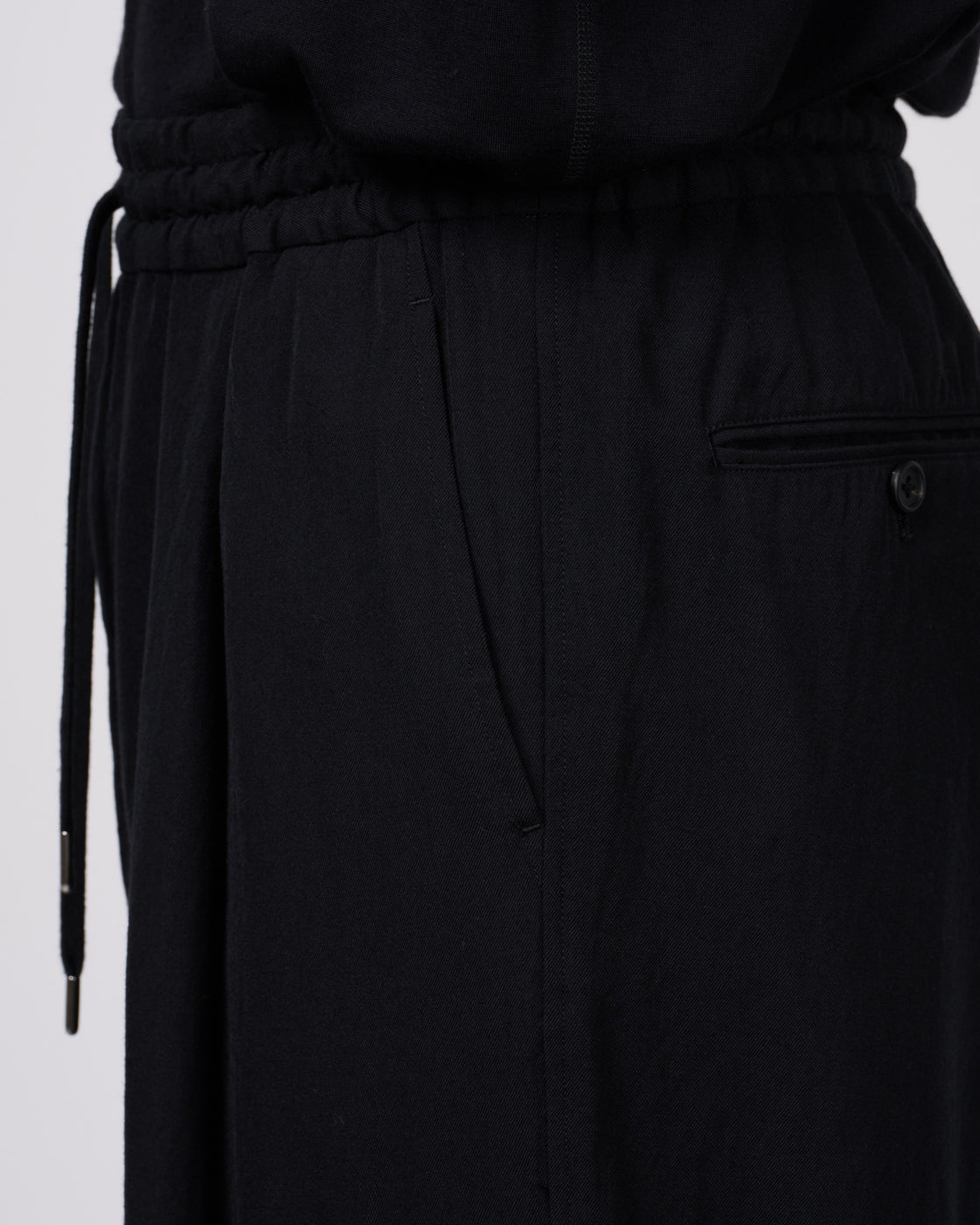 TOHNAI Wool Silk Gabardine Relaxed Trousers, Black