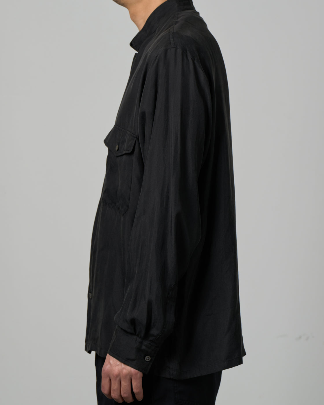 TOHNAI Brushed Silk Twill Band Collar Shirt, Black – Keylime Tokyo
