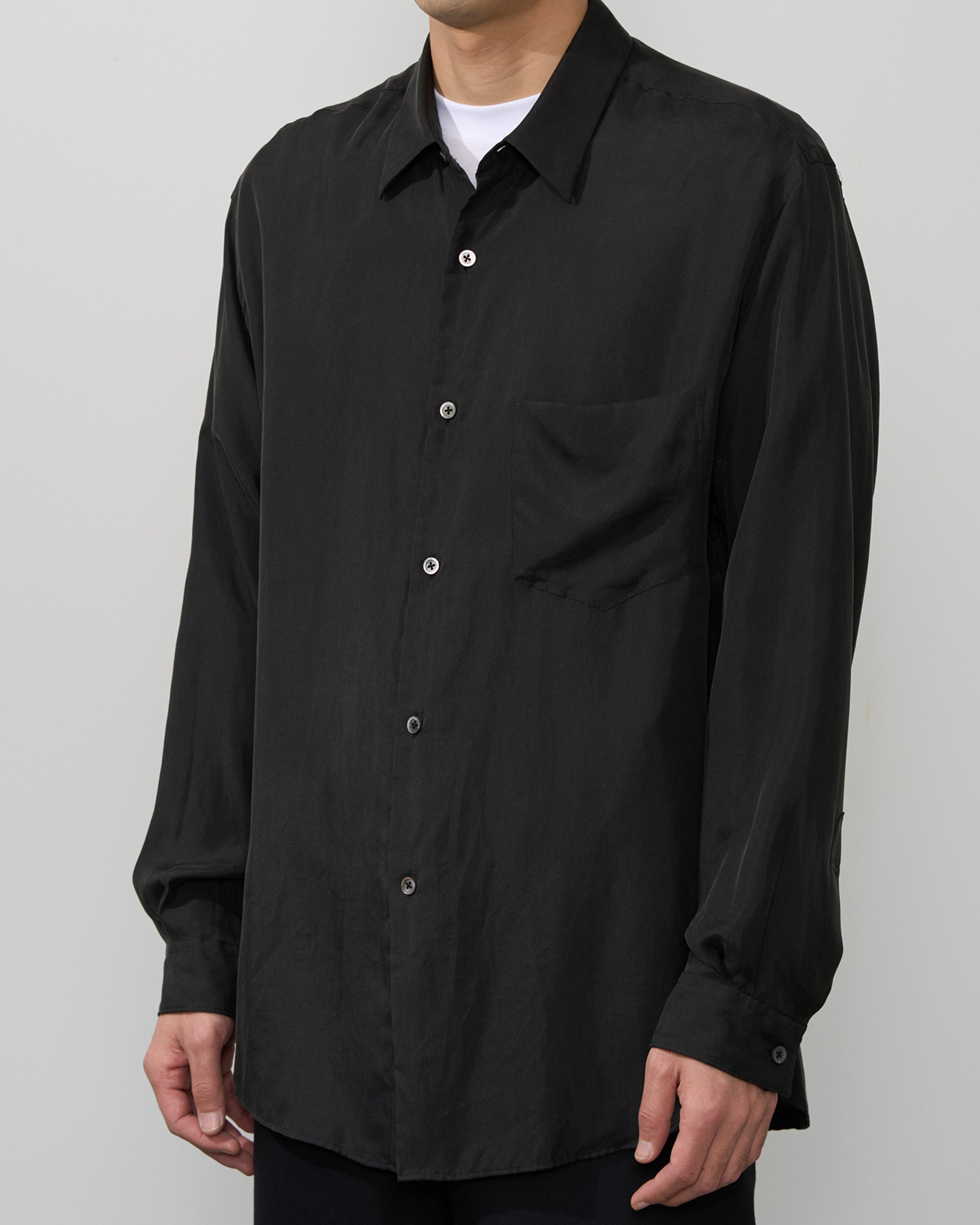 TOHNAI Washed Silk Regular Collar Shirt, Black