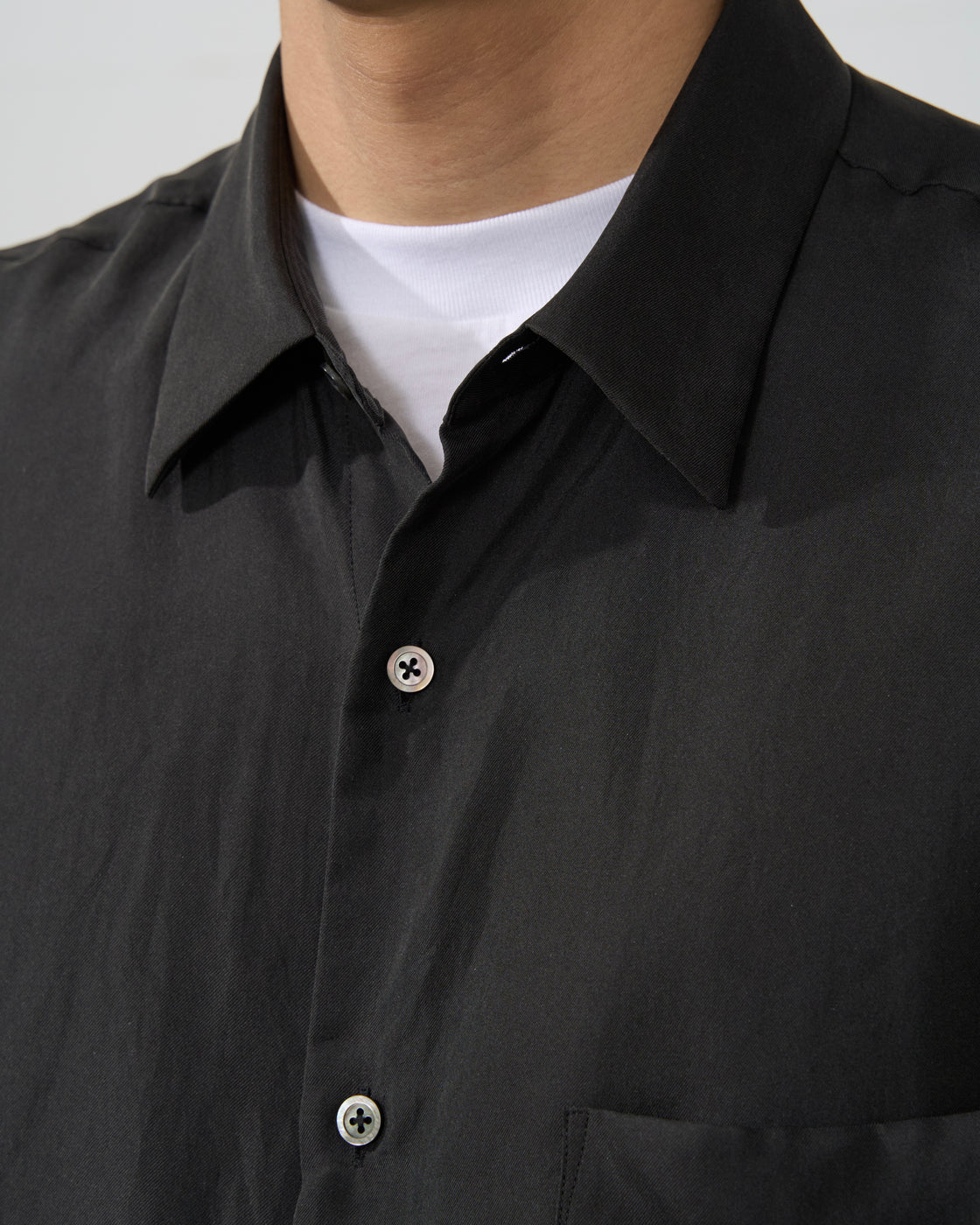 TOHNAI Washed Silk Regular Collar Shirt, Black