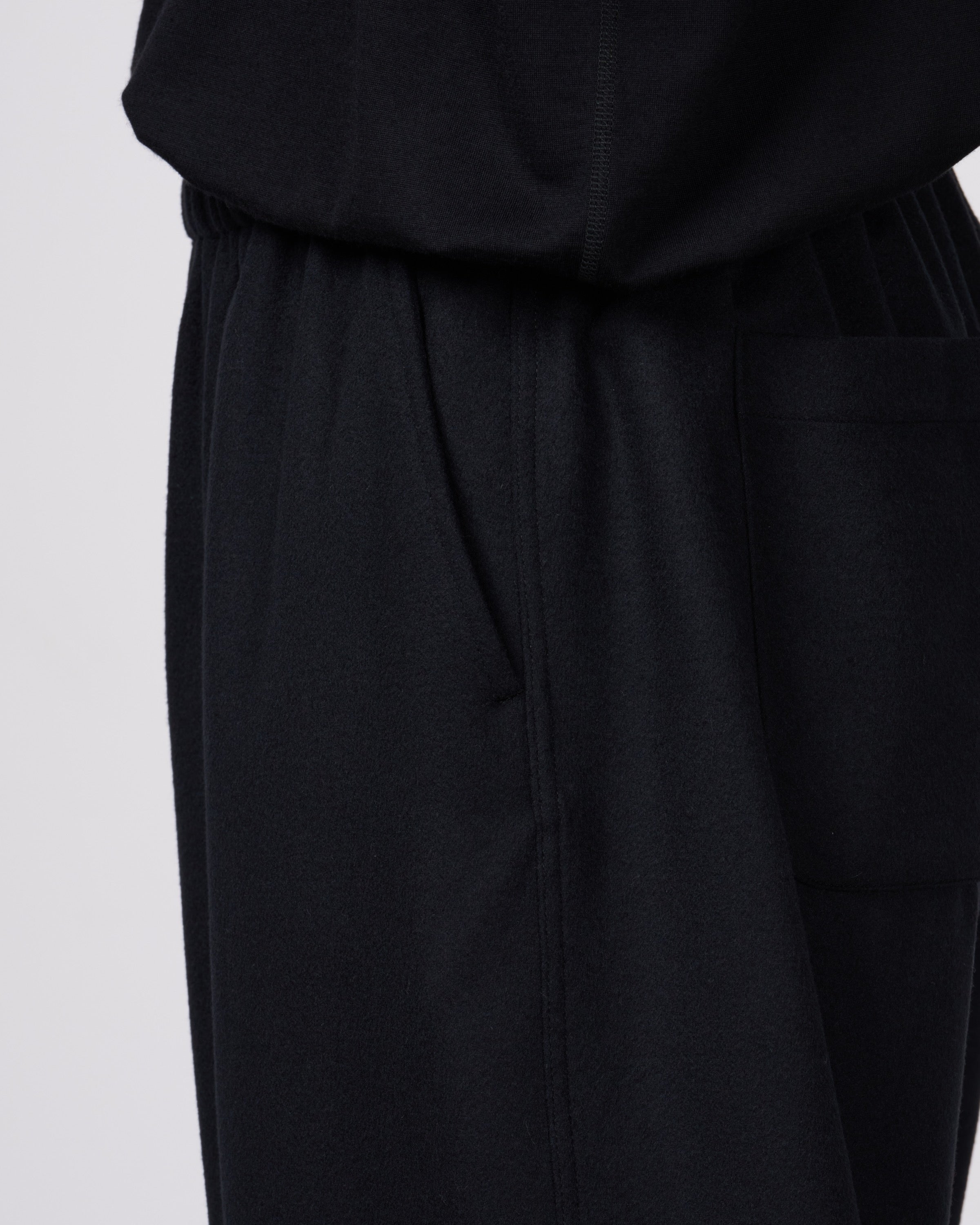 holk Kang Fu Pants(Lamb Short Beaver), Black