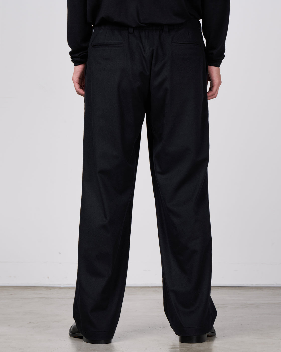 holk Kang M-45 Chino Pants(Lamb Short Beaver), Black