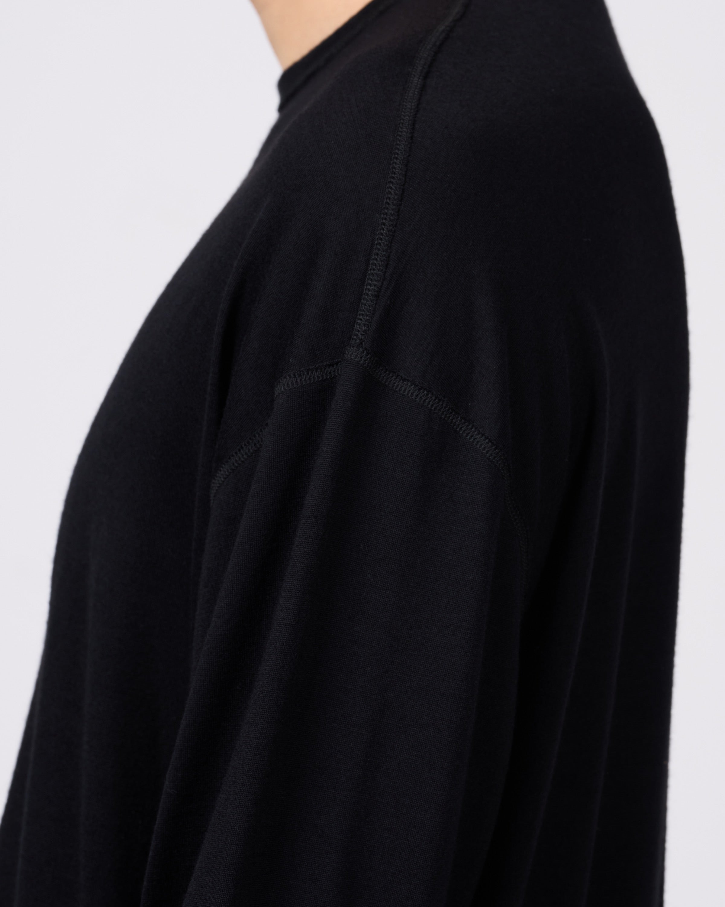 holk Wool Long Sleeve Tee, Black