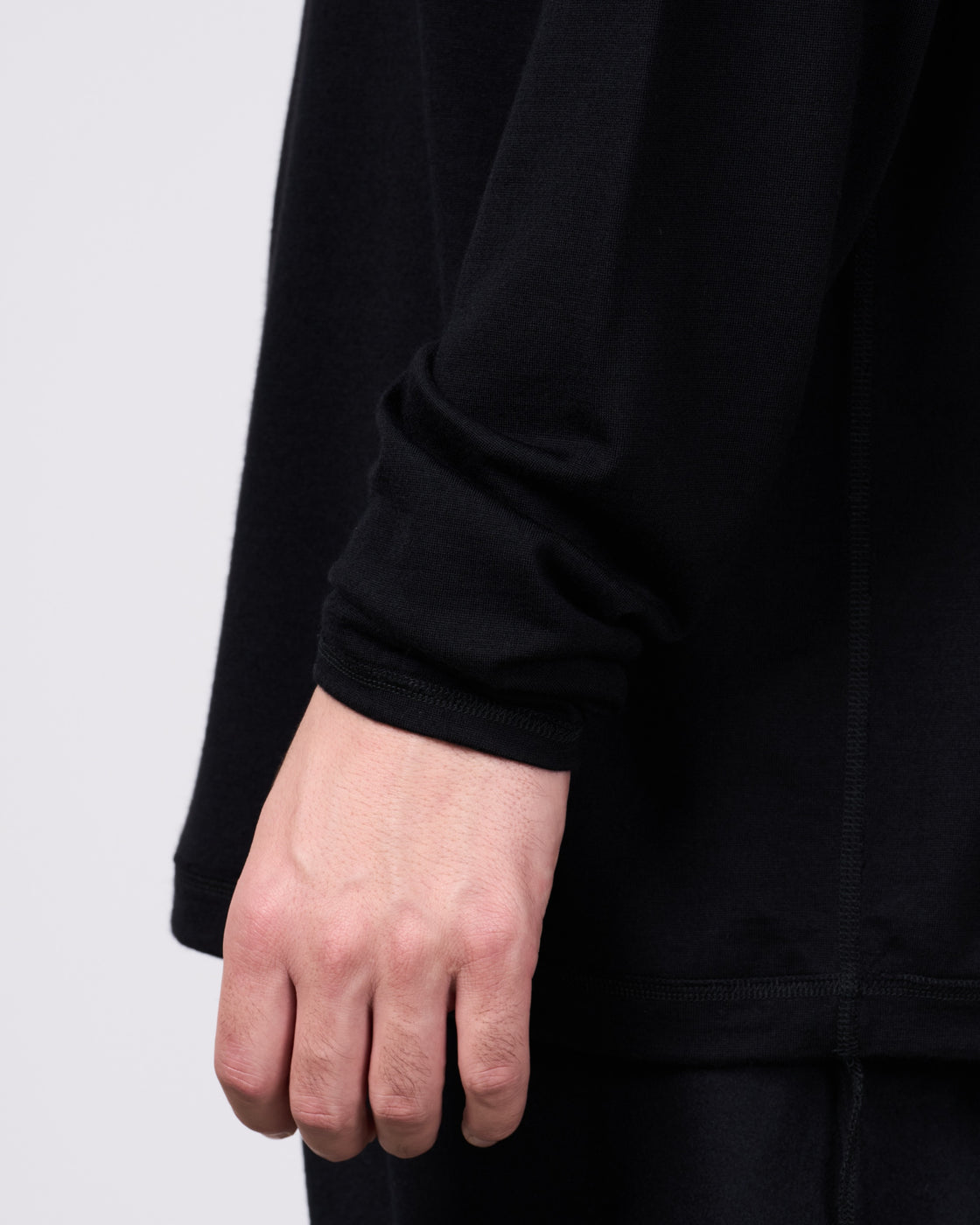 holk Wool Long Sleeve Tee, Black