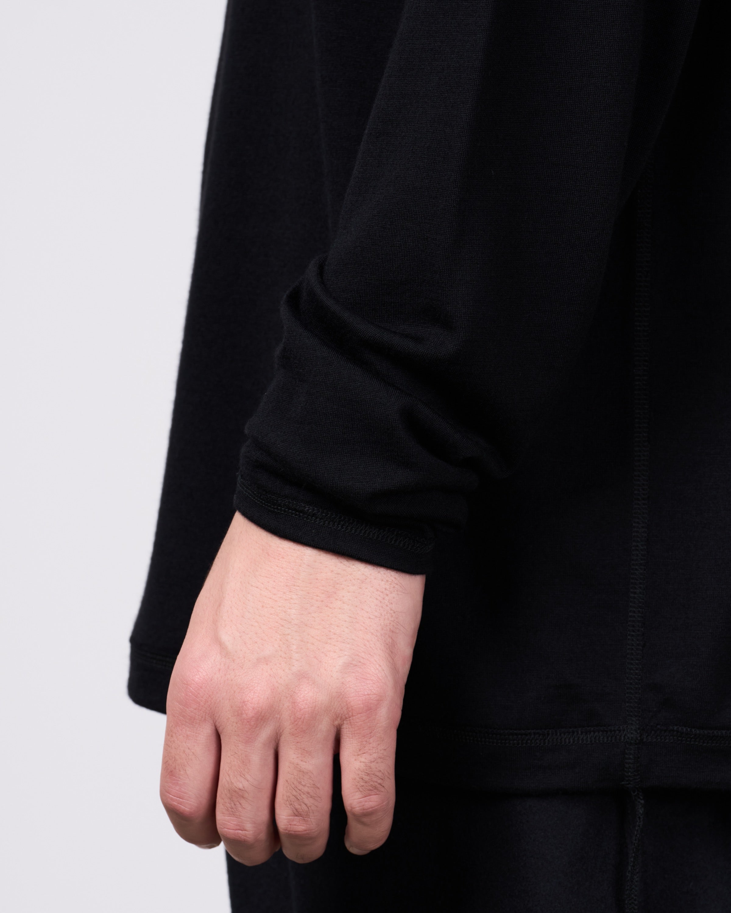 holk Wool Long Sleeve Tee, Black